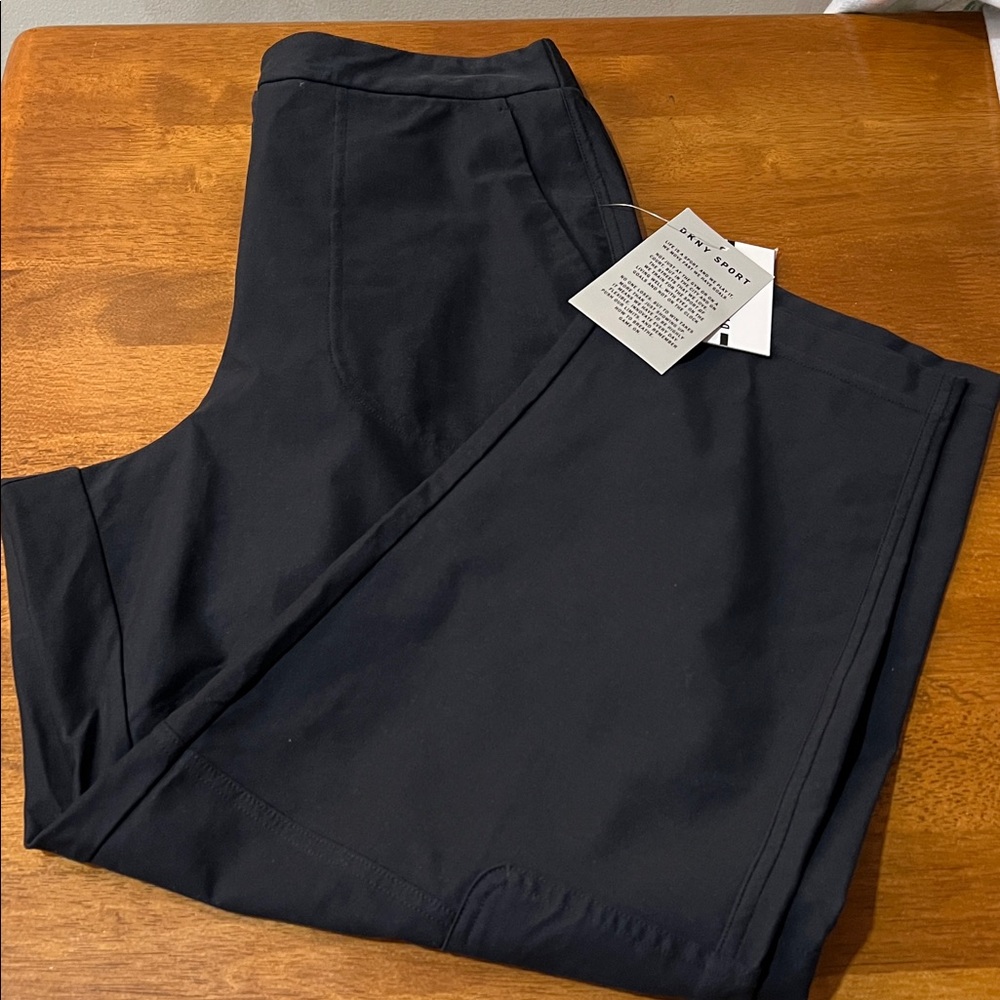 DKNY Women Dark Cargo Pants size MEDIUM